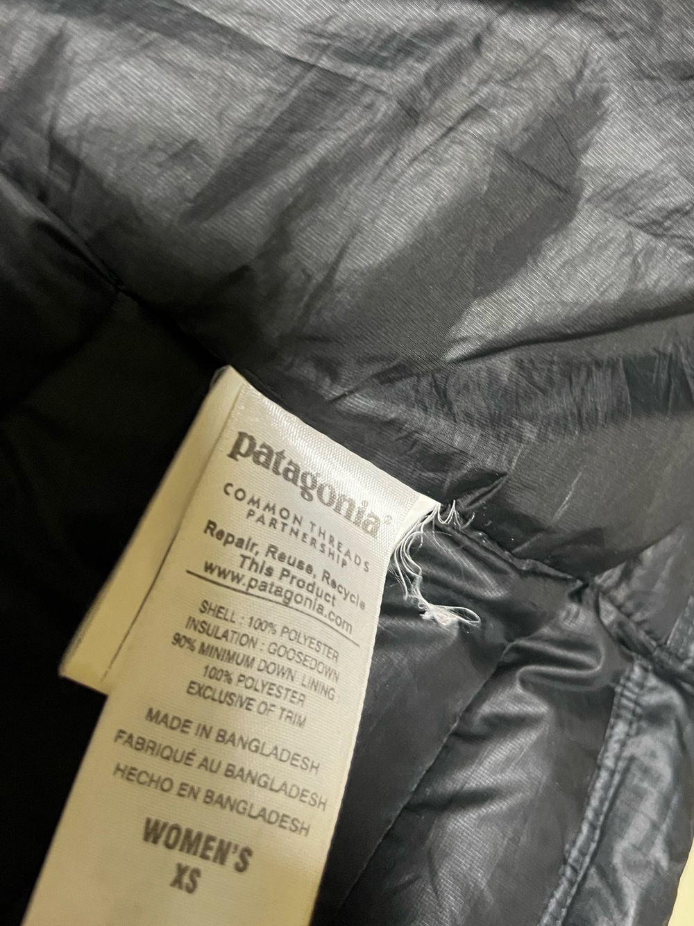 Patagonia Women's Black Down Sweater Size XS 84683 FA16 Quilted Puffer Jacket - Picture 4 of 9